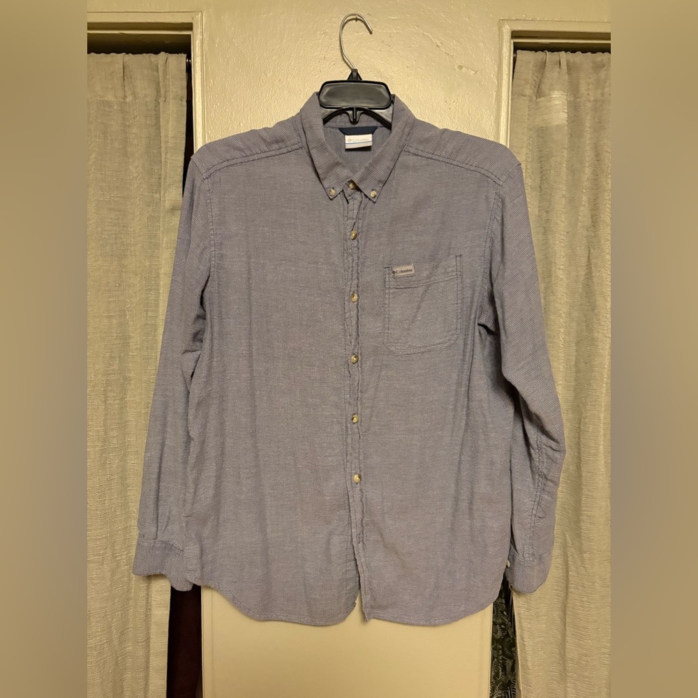 Columbia Men's Casual Blue Button-Down Shirt